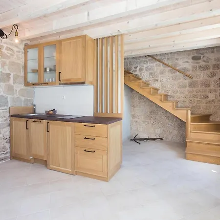 Tatil Evi Heritage Art Trogir