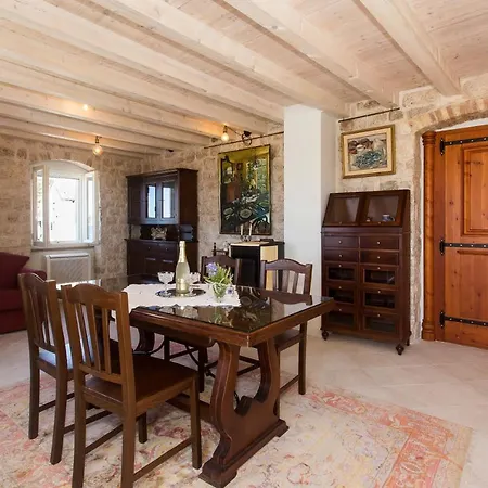 Heritage Art Vakantiehuis Trogir